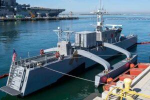 Bâtiment autonome Unmanned Sea Vehicle  (USV)  « Sea Hunter » (chasseur des mers) de la ghost fleet de l’US navy